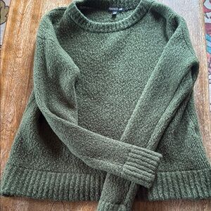 Women's Green Sweater